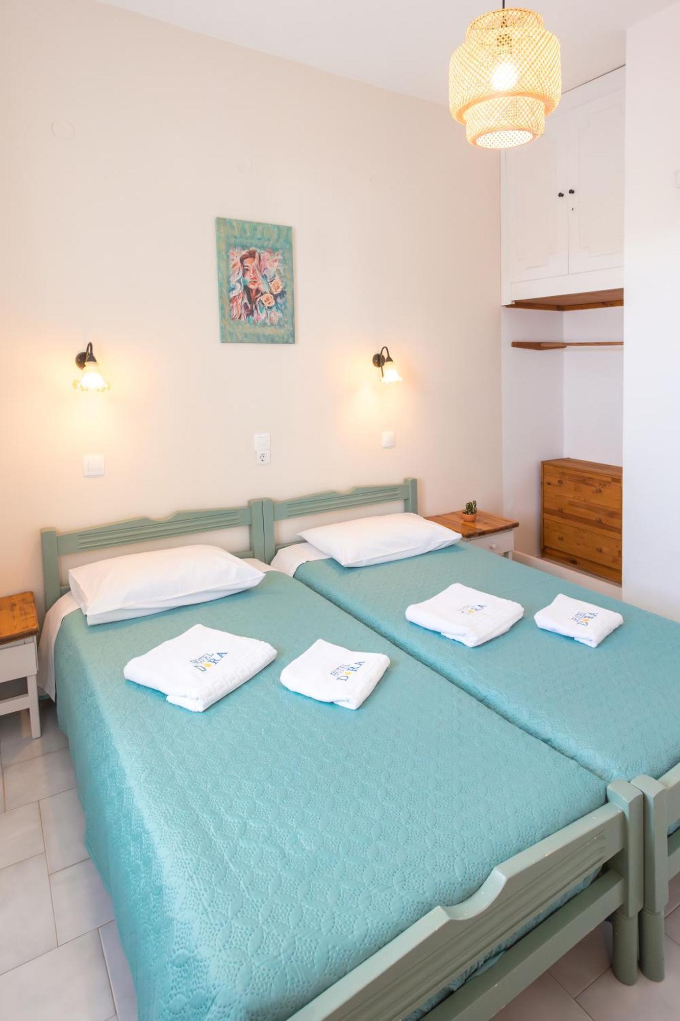 Dora'S Studios & Apartments Megas Gialos - Nites Екстер'єр фото